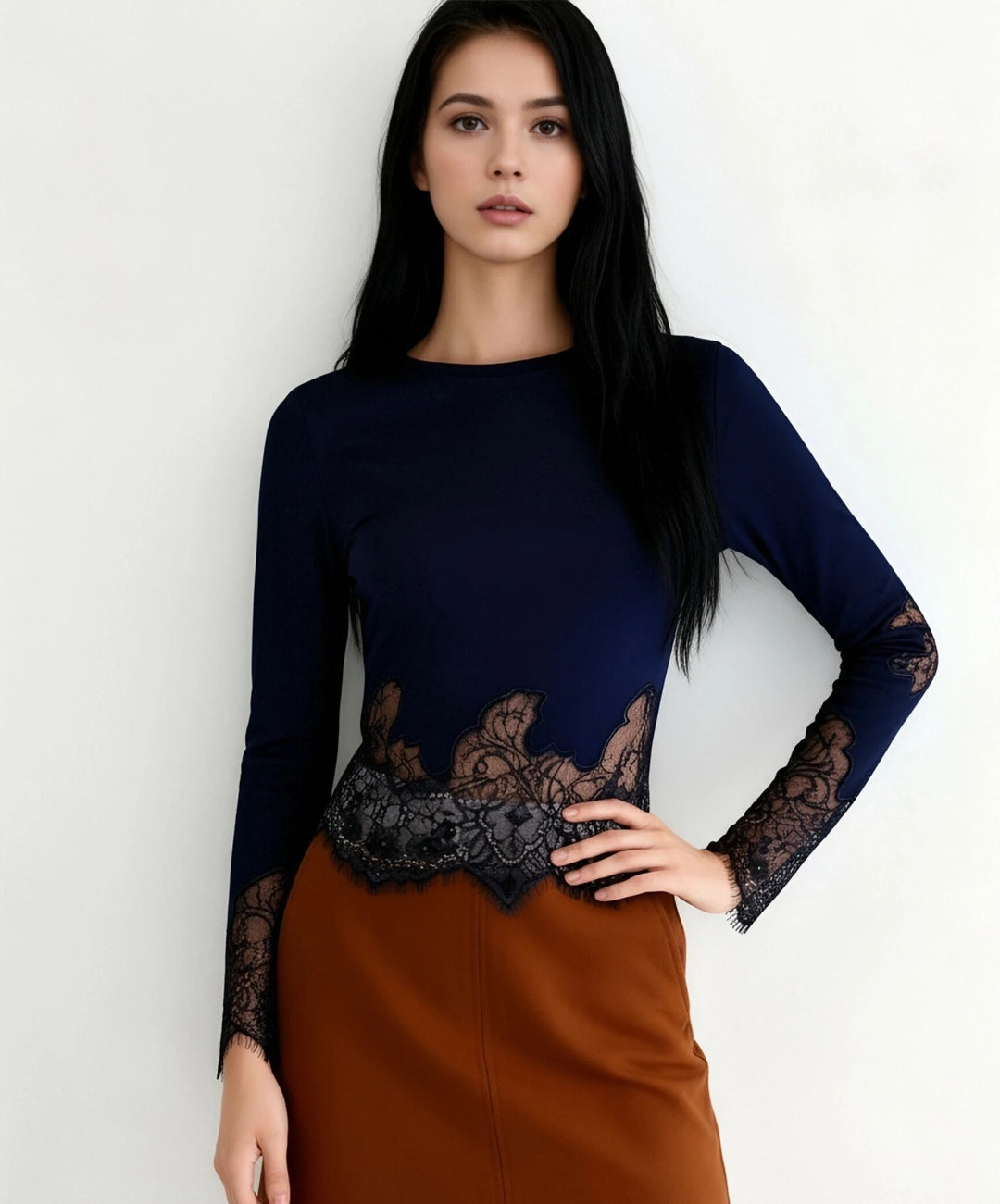 Merletta Lace-Hem Top