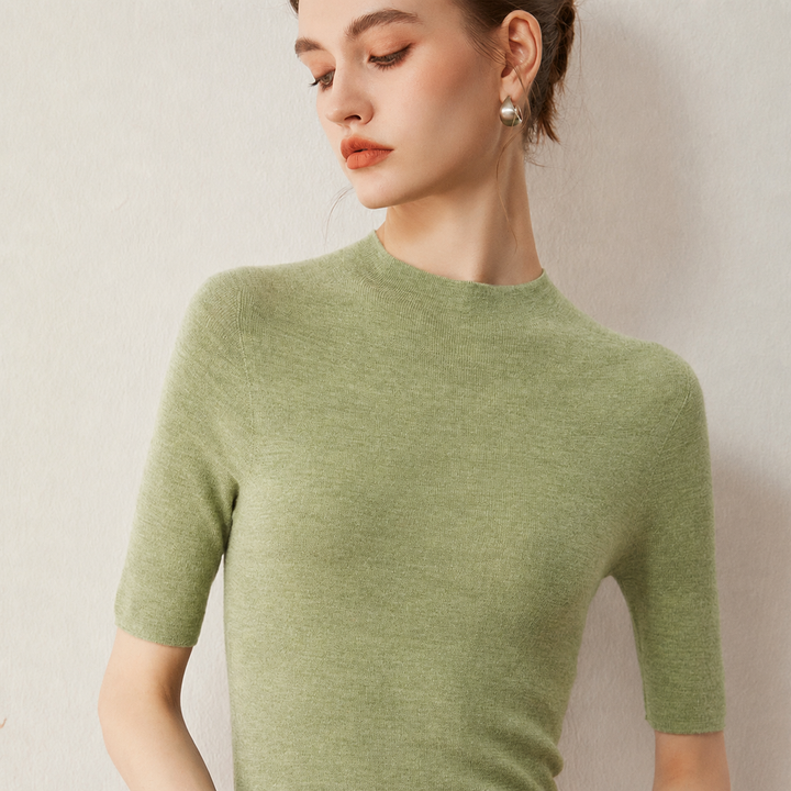 Claudette Merino Mockneck