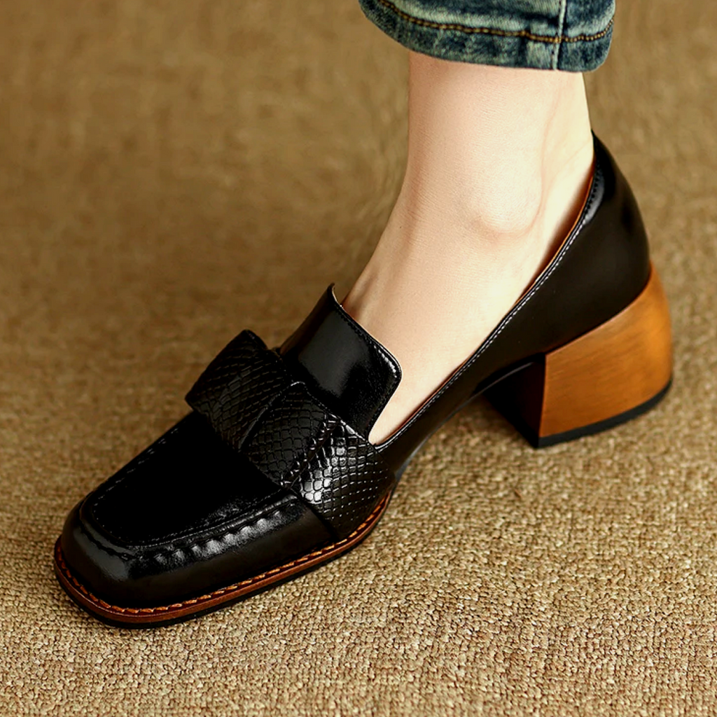 Contessa Knot Loafers – Grant Mercer
