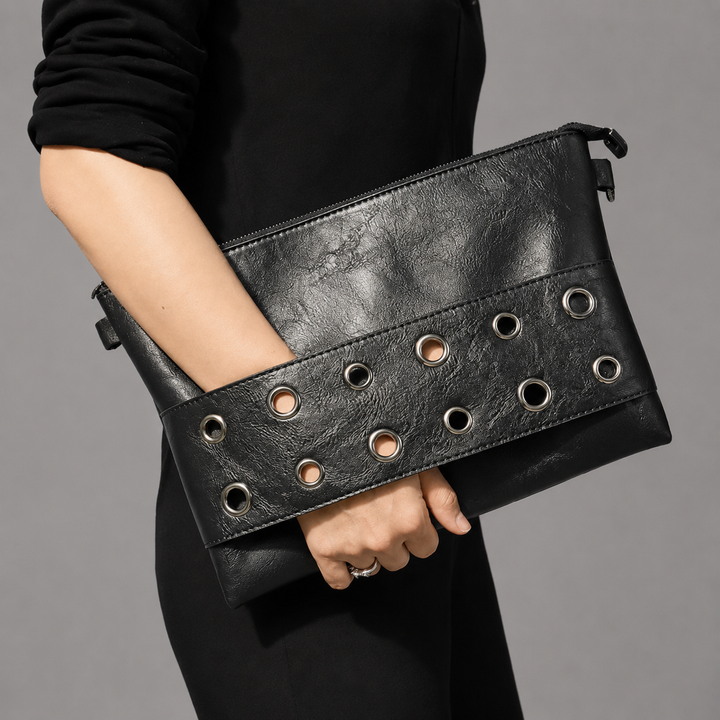 Domina Rivet Clutch