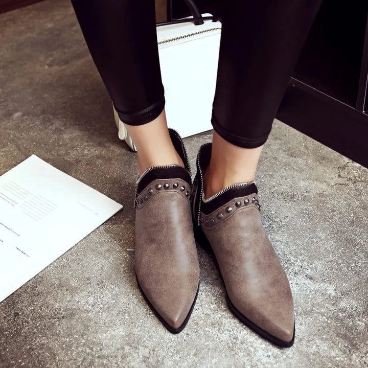 Sable Studline Chelsea Boot