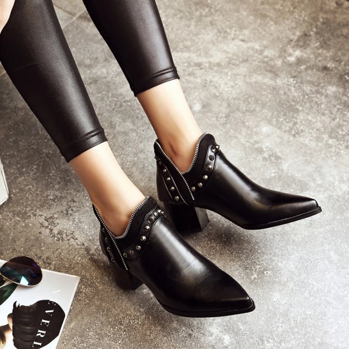 Sable Studline Chelsea Boot