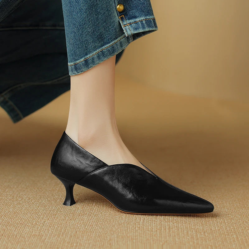Forma Leather Pumps