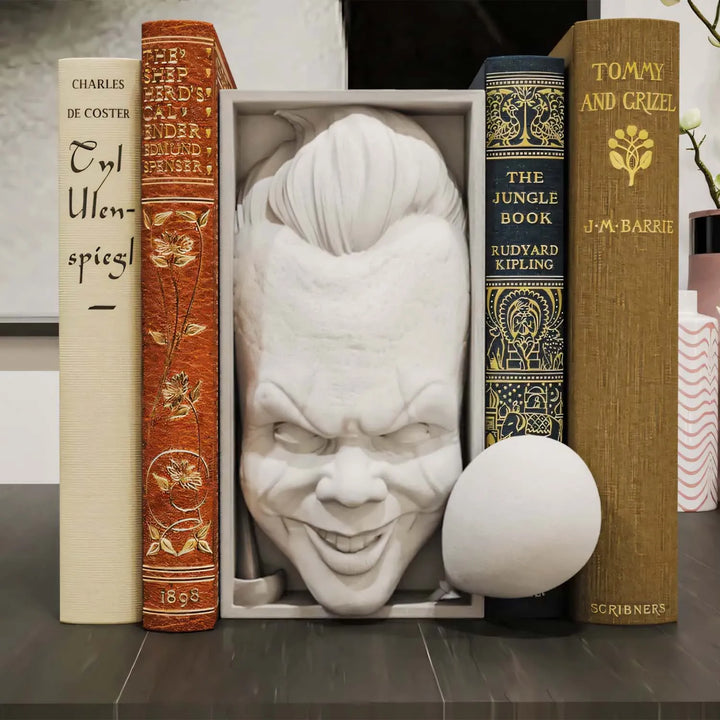 Horror Classics Bookend