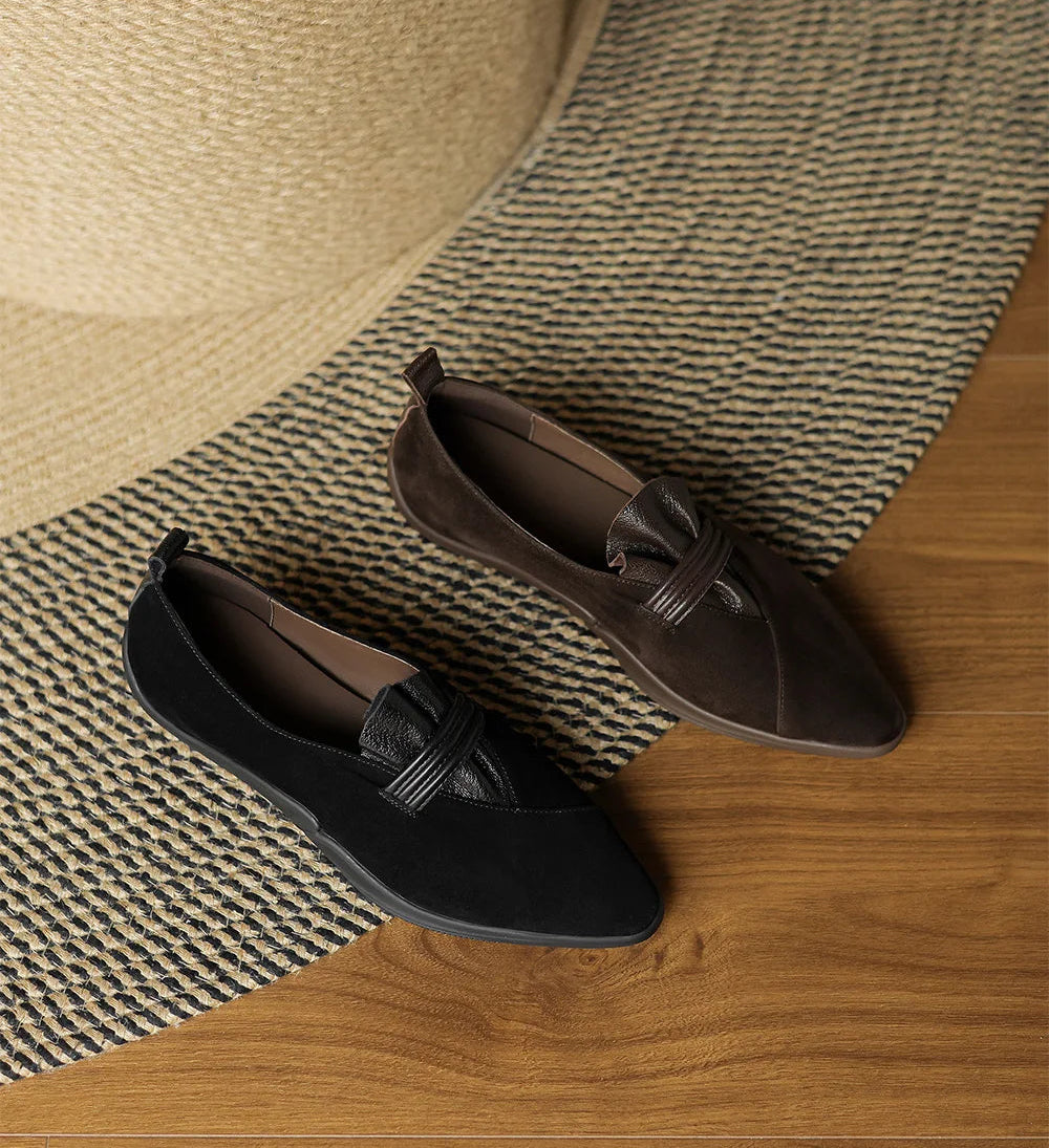 Plicata Leather Flats