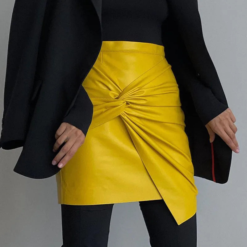 Vanta Twist Mini Skirt