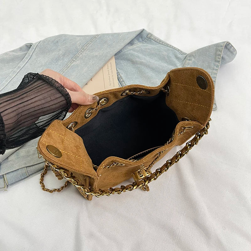 Infiniti Chain Crossbody