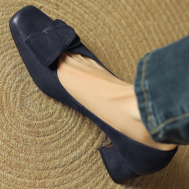 Rosalia Bow Heel Pumps