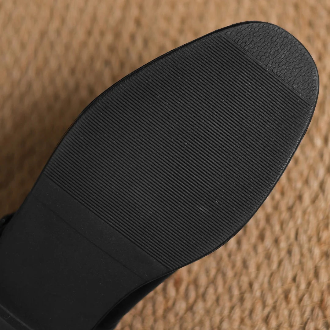 Vellaro T-Strap Flats