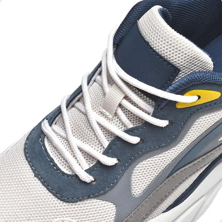 Stridemark Sneakers