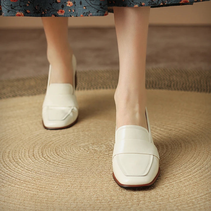 Duchessa Leather Pumps