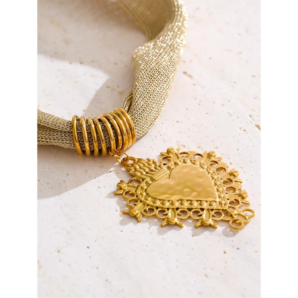 Aurelia Woven Chain Necklace