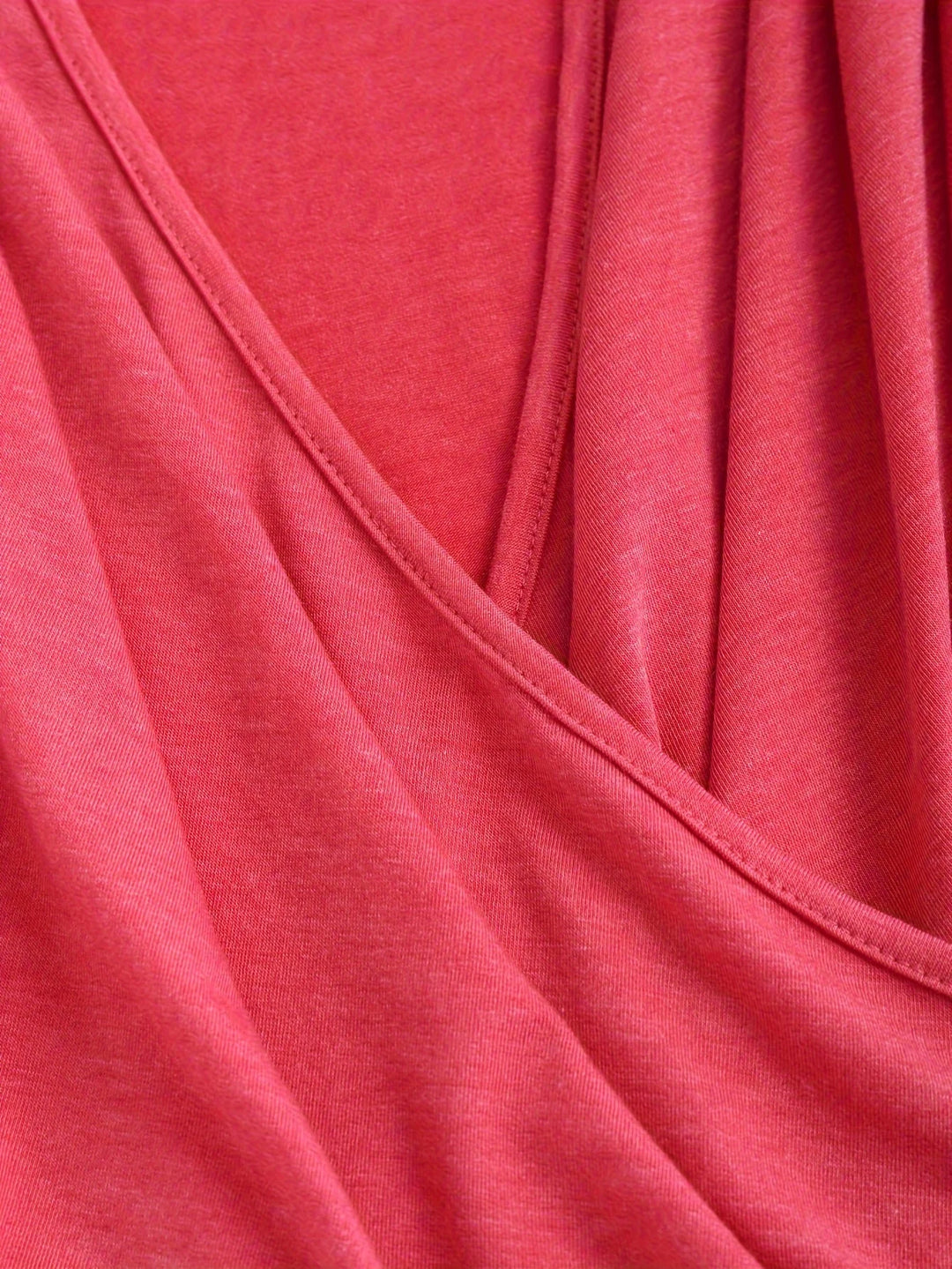 Cascade Chain Top