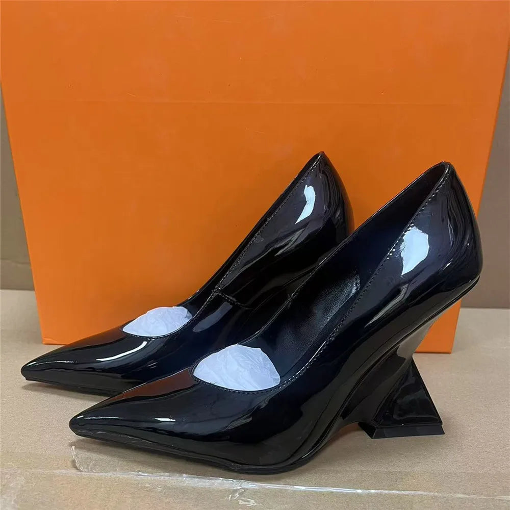 Piramide Sculpted Heel Pumps