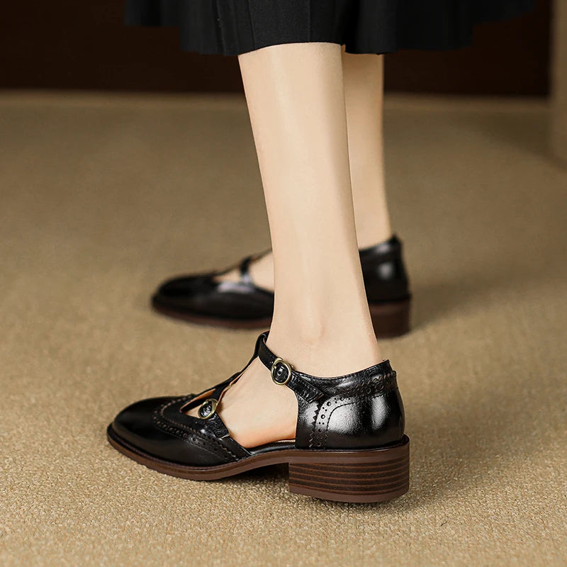Aurelia Brogue Mary Janes