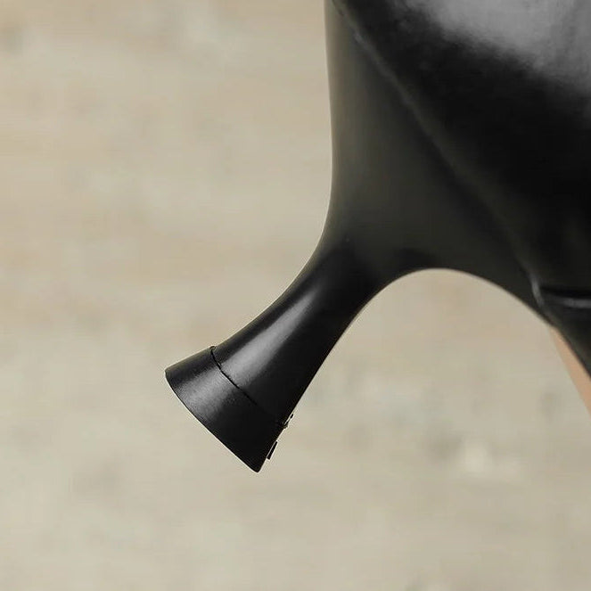Forma Leather Pumps