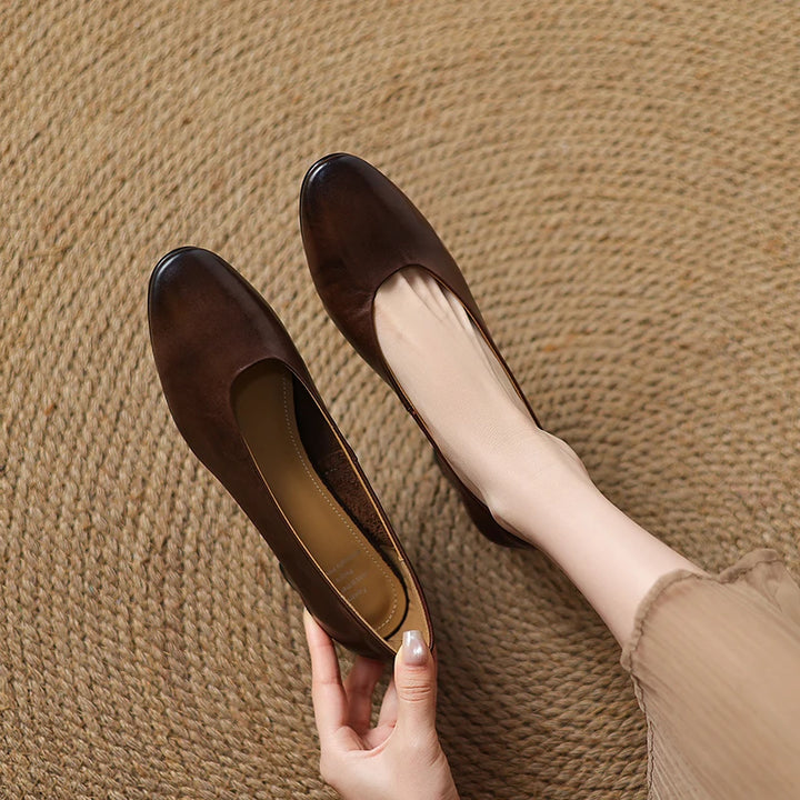 Valeria Leather Pumps