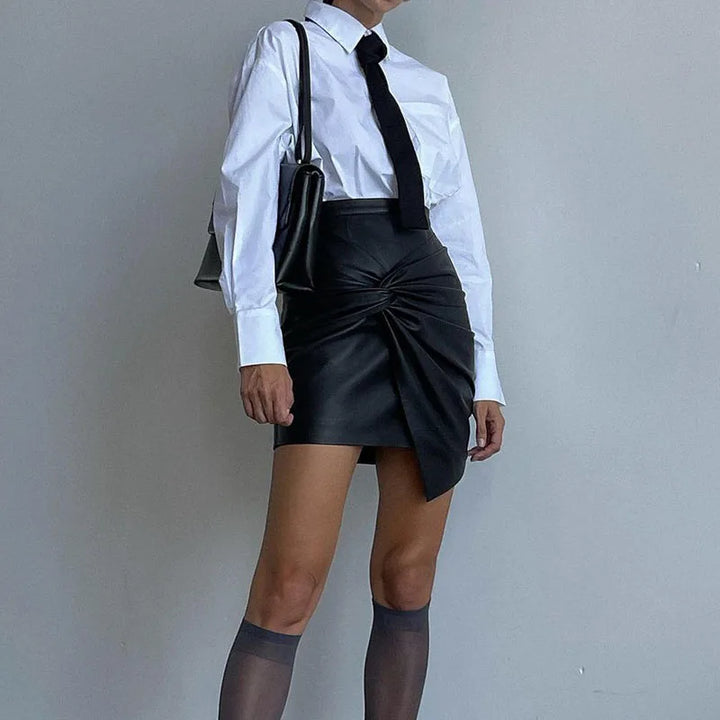 Vanta Twist Mini Skirt