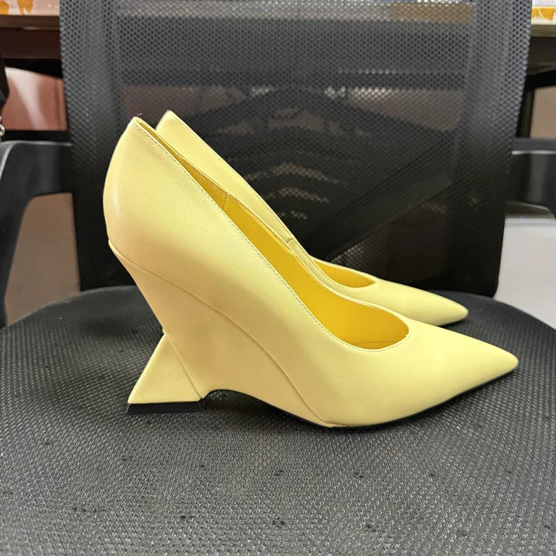 Piramide Sculpted Heel Pumps