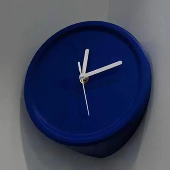 Corner Clock