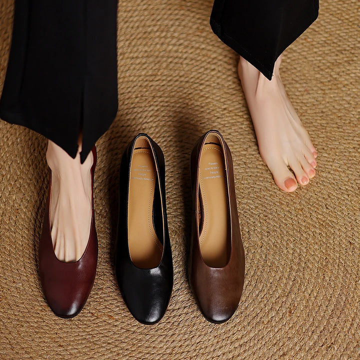 Valeria Leather Pumps