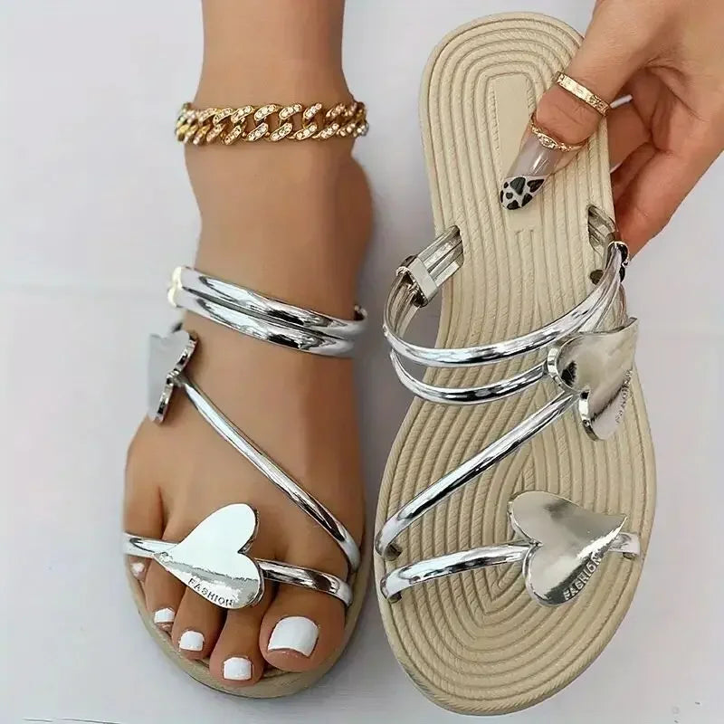 Cuoricina Heart Toe-Ring Sandals