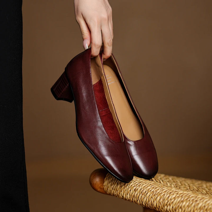 Valeria Leather Pumps