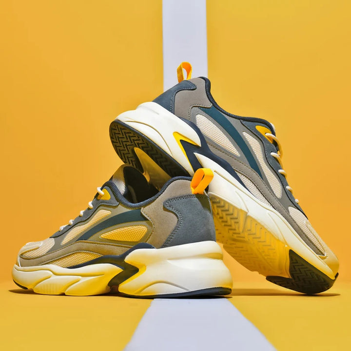 Stridemark Sneakers