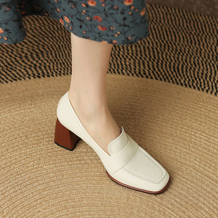 Duchessa Leather Pumps