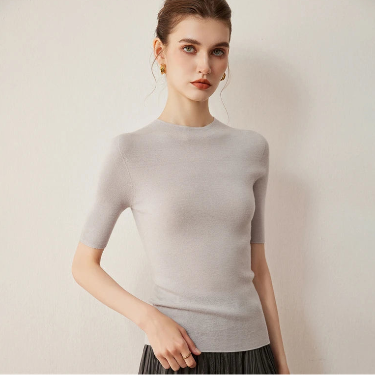 Claudette Merino Mockneck