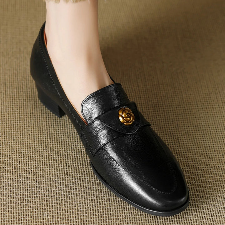 Camelia Leather Pumps