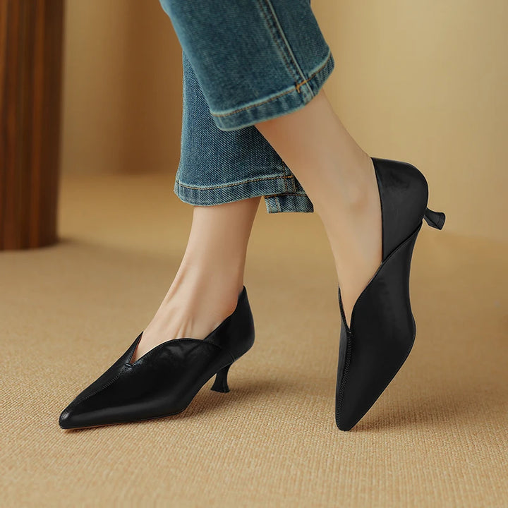 Forma Leather Pumps