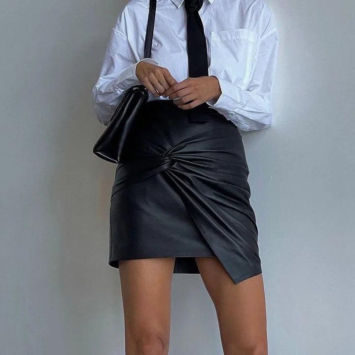 Vanta Twist Mini Skirt