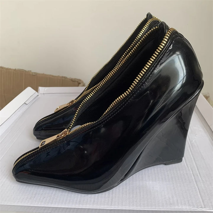 Chiusura Front-Zip Wedge Pumps