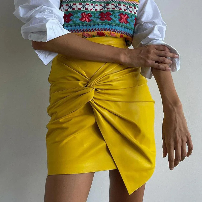 Vanta Twist Mini Skirt