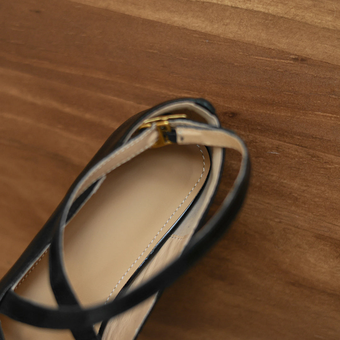 Vittoria Leather Crossband Heels