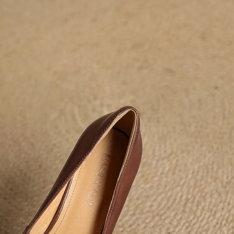 Curva Leather Pumps