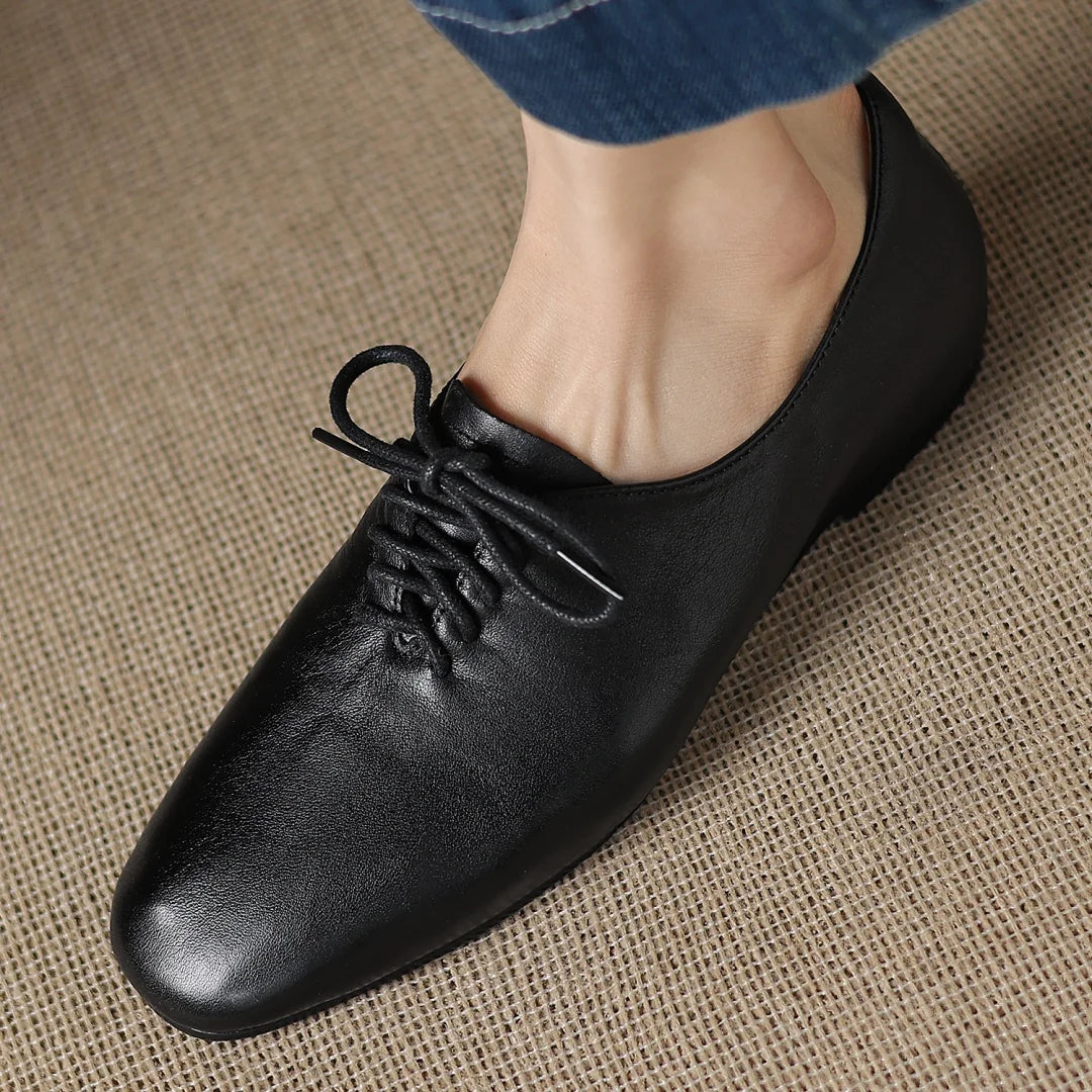 Lucca Oxford Flats
