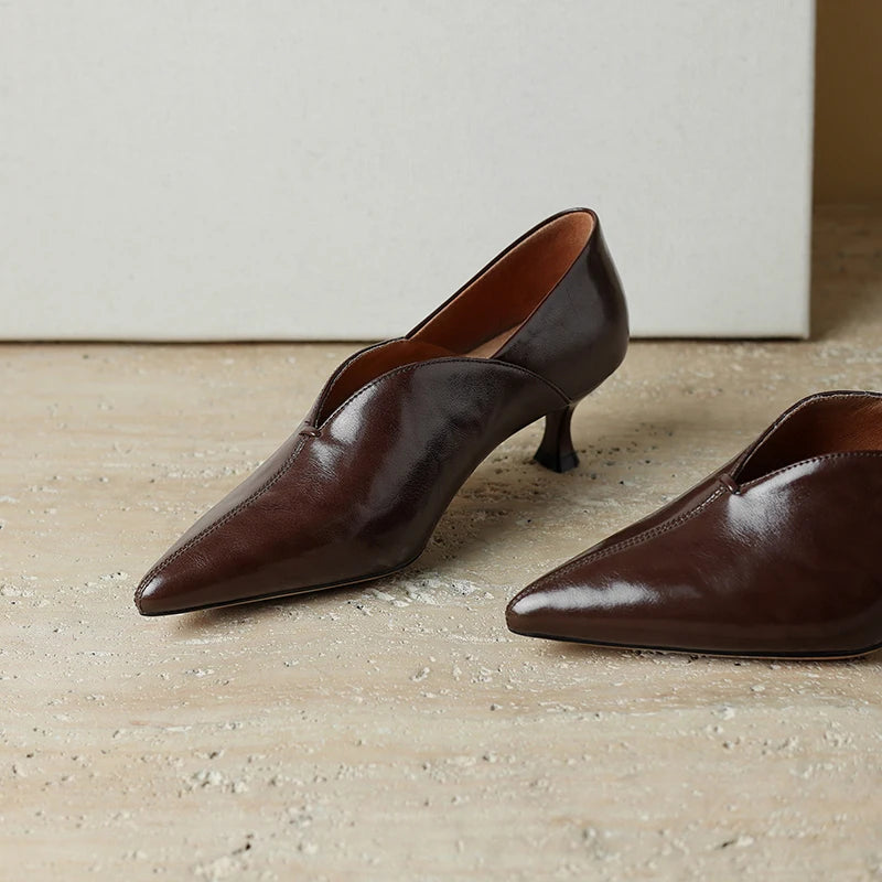 Forma Leather Pumps