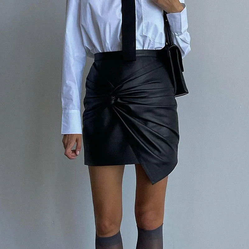 Vanta Twist Mini Skirt