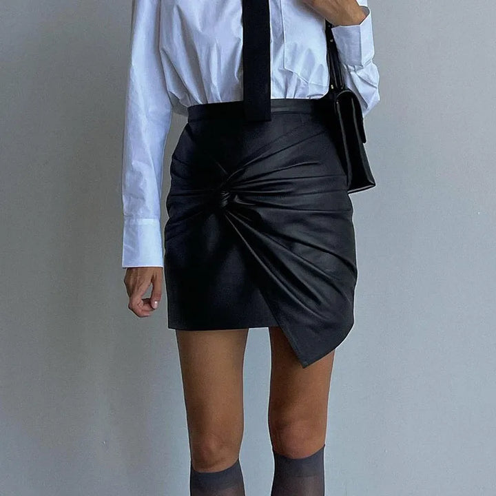 Vanta Twist Mini Skirt