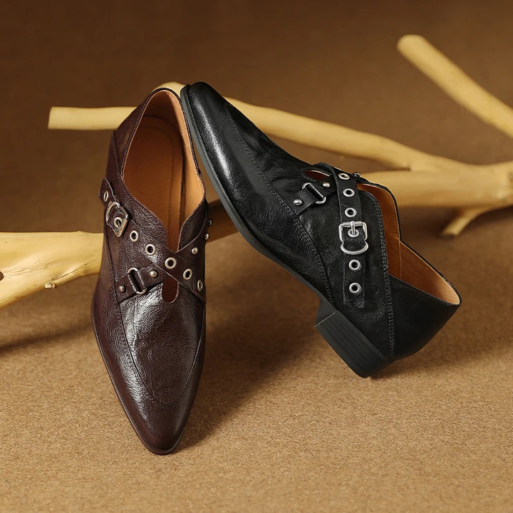 Vittoria Strap Pumps