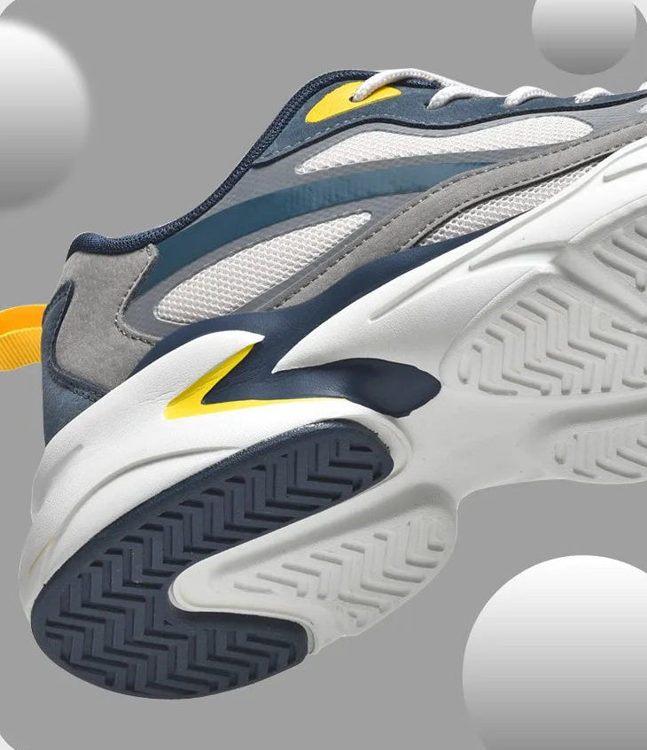Stridemark Sneakers