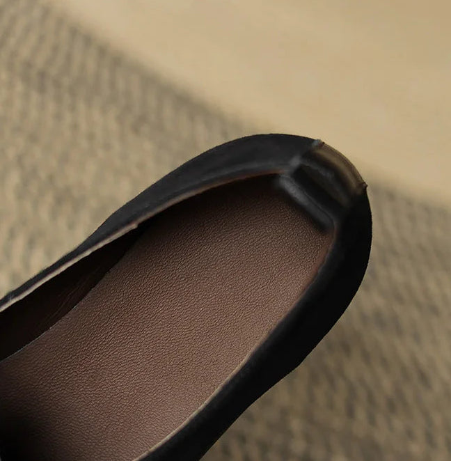 Plicata Leather Flats