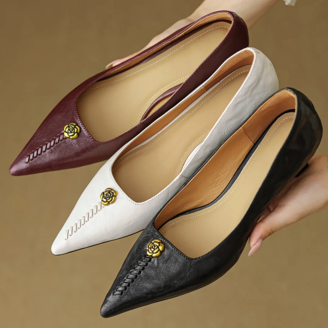 Camellia Atelier Pumps