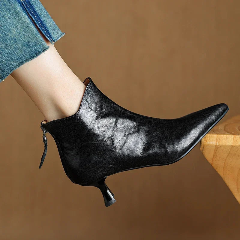 Crevia Ankle Boots