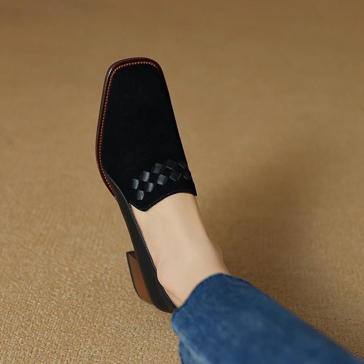 Calviera Leather Pumps