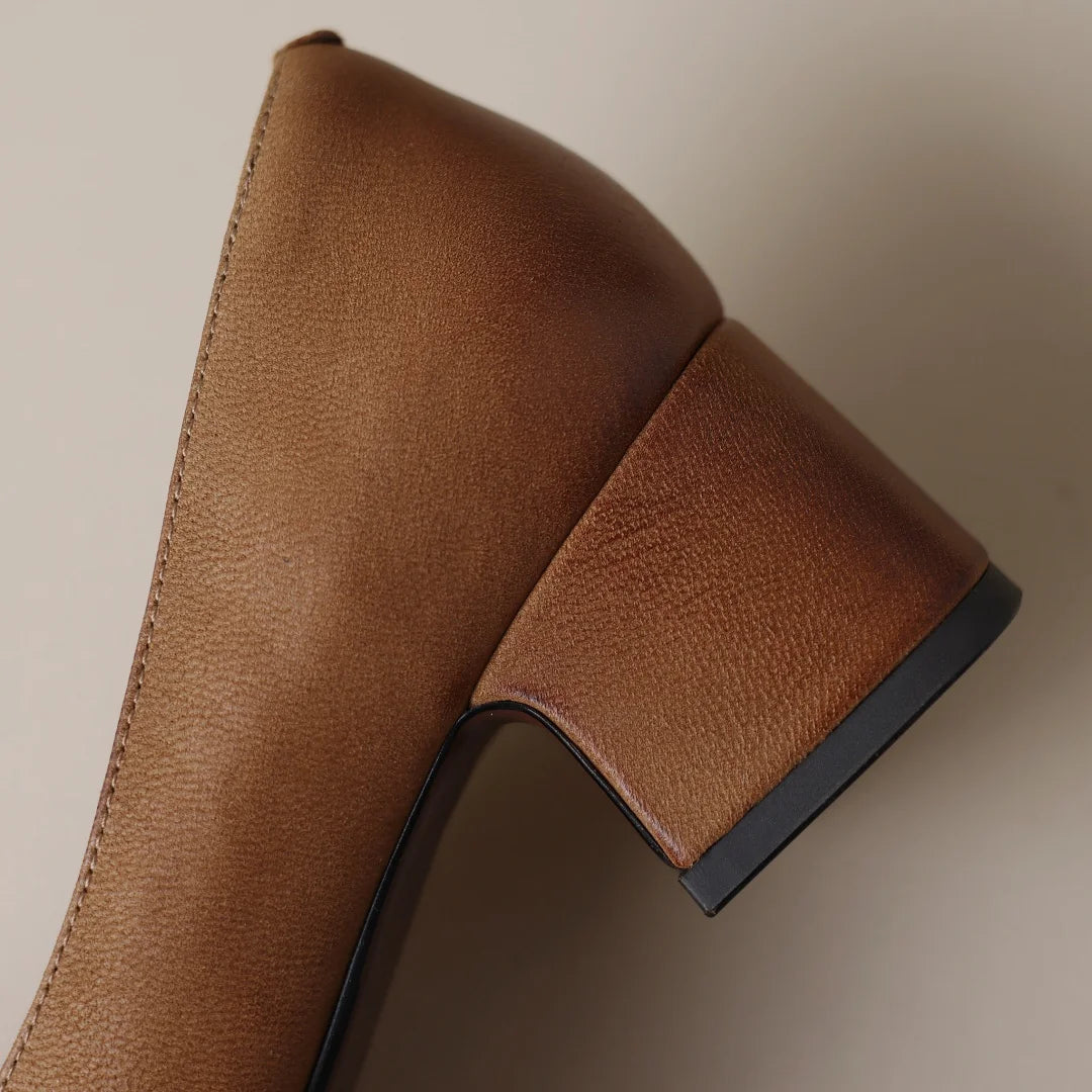 Rosalia Bow Heel Pumps