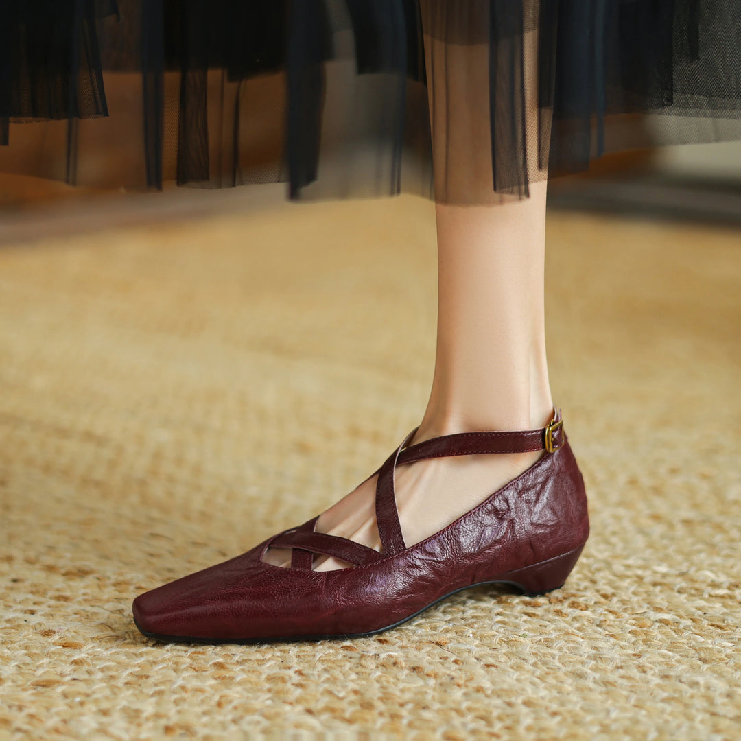 Vittoria Leather Crossband Heels