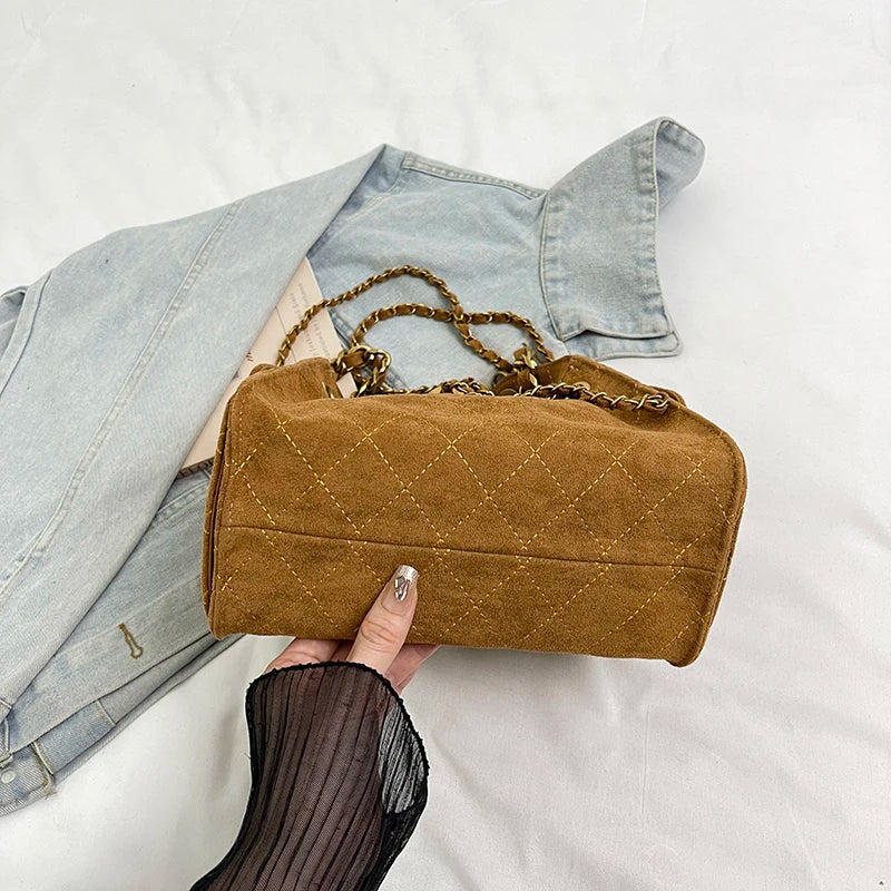 Infiniti Chain Crossbody